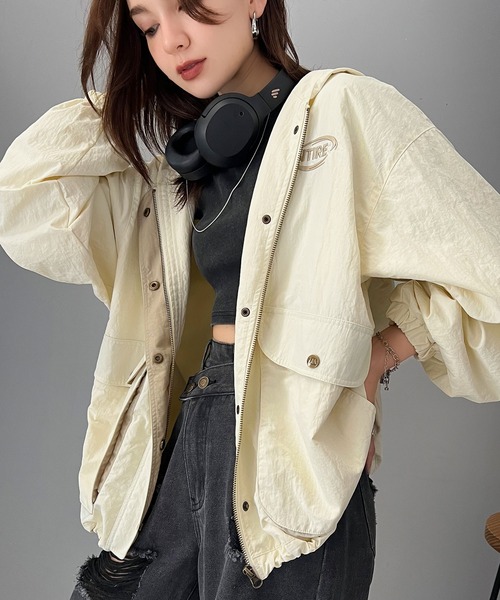 classicalelf ブルゾン アウター メンズライクなのに可愛く決まる。裏フリース胸刺繍配色トレーニングフード付きブルゾン レディース - 画像 (6)