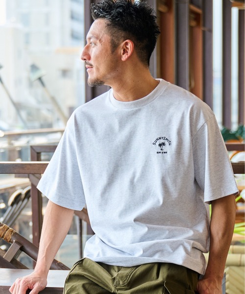 Sunny Smith tシャツ ヤシの木アーチロゴワンポイント刺繍Tシャツ メンズ レディース